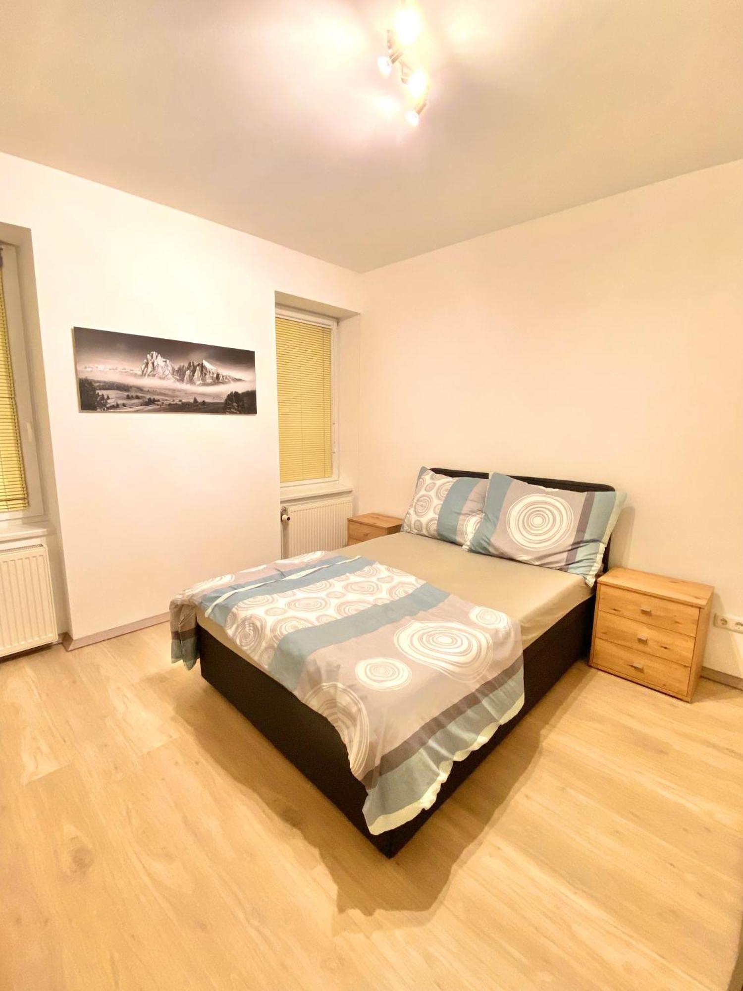 Burgblick Apartment- 60Qm, Kueche, Waschmaschine, Streamingdienste Seebenstein ภายนอก รูปภาพ